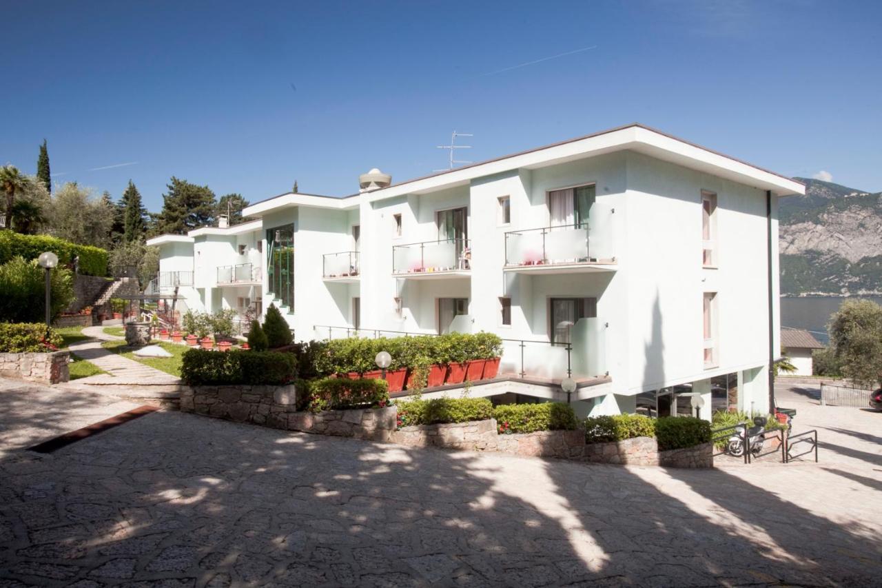 Hotel Residence Rely Brenzone sul Garda Exteriör bild